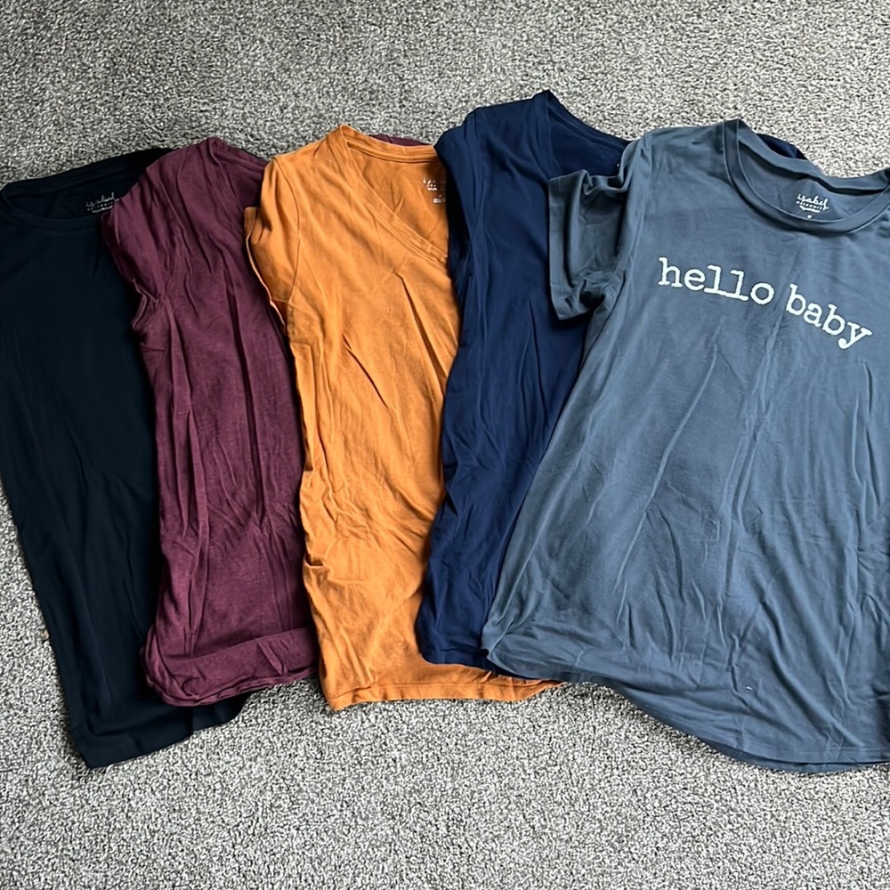 Ingrid & Isabel | Women’s Maternity T-Shirts size M
